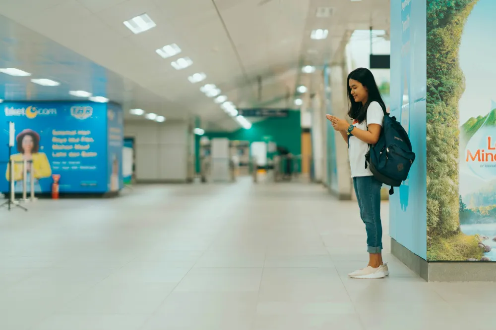 How To Avoid Roaming Charges While Traveling