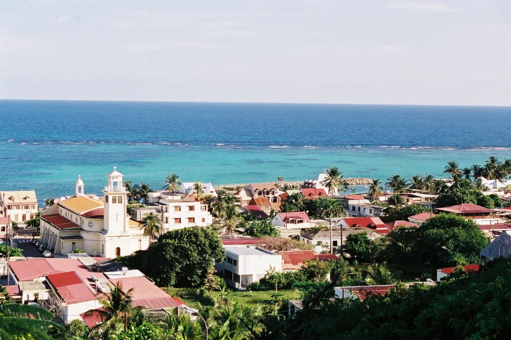 Traveler using eSIM in Marie-Galante