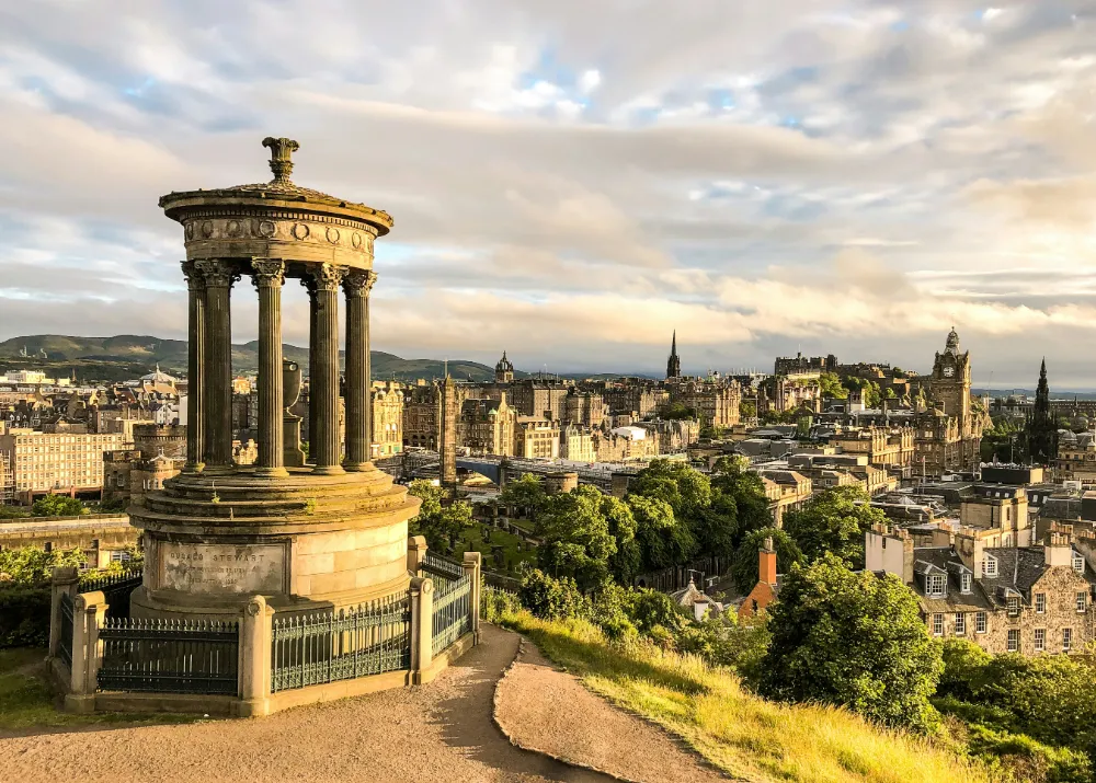 best time to visit edinburgh