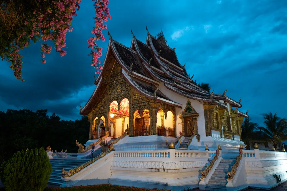 best time to visit laos