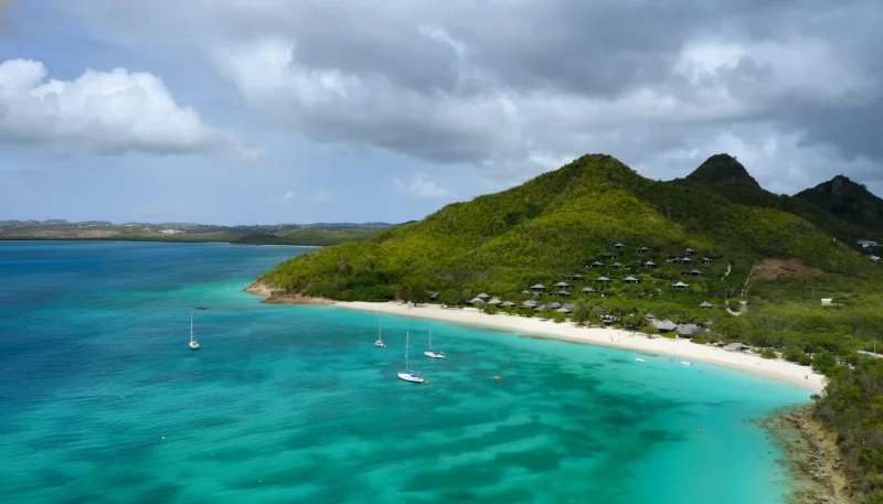 Best Resorts for Couples: Everything You Need To Know